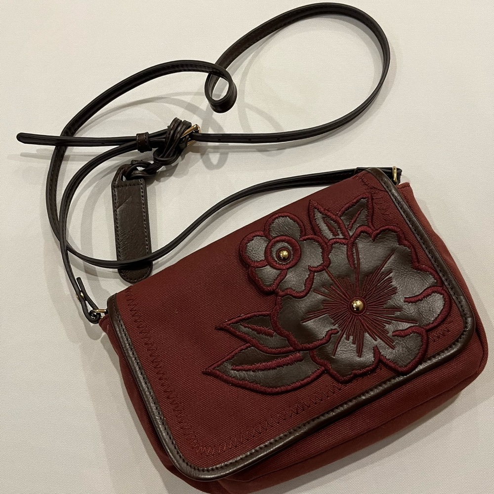 Tommy Bahamas crossbody